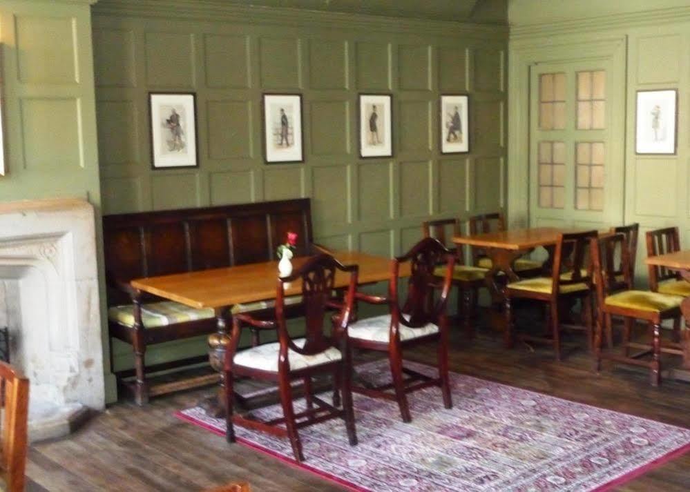 The George Inn Lower Brailes Bagian luar foto